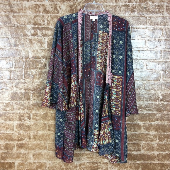 Umgee Sweaters - Umgee Boho Floral Festival Kimono Size M/L